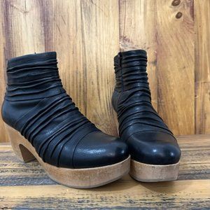 Coclico Black Platform Clog Booties